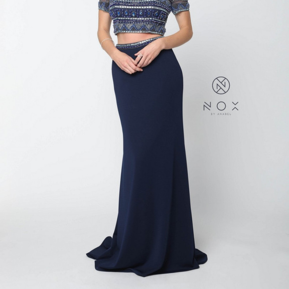Bateau Neckline Beaded Long Dress C082 - Picture 3 of 4
